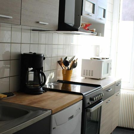 Appartement Historique Au Centre De Toul, Proche Cathedrale, Tous Services Inclus - Fr-1-584-74 Buitenkant foto