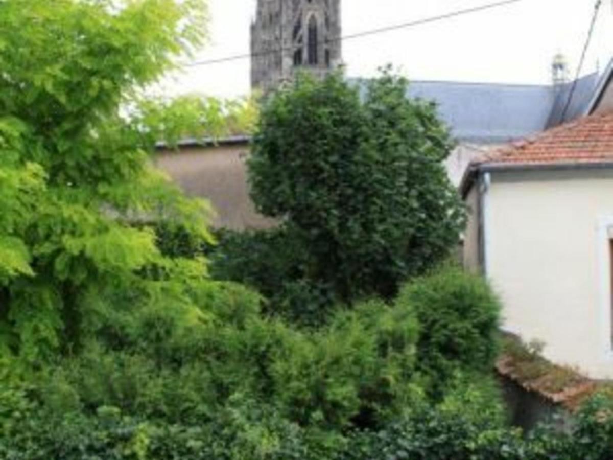 Appartement Historique Au Centre De Toul, Proche Cathedrale, Tous Services Inclus - Fr-1-584-74 Buitenkant foto